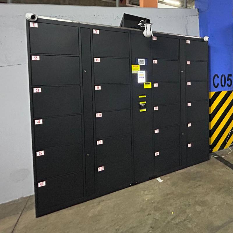 Lockers para almacenar cascos de motos